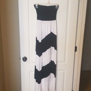 Strapless dress